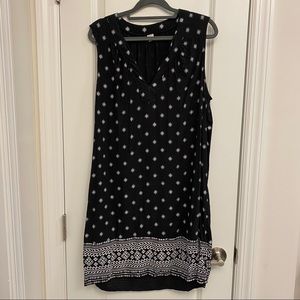 Old Navy B&W Sleeveless dress with Tassels